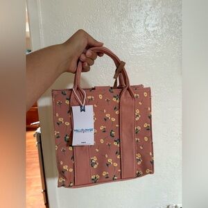 NWT‎ Wallflower canves bag